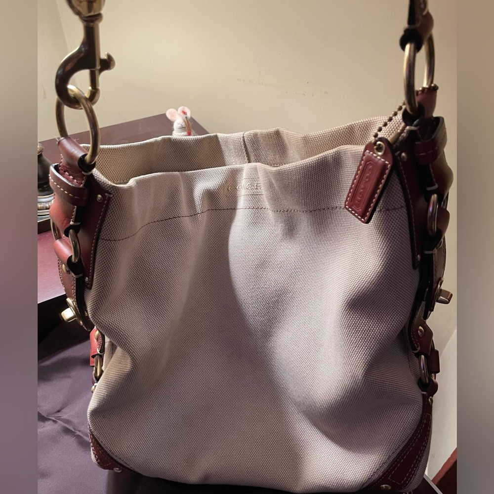 COACH CARLY BEIGE CANVAS BROWN LEATHER TRIM SHOULDER HOBO HANDBAG Style 10449